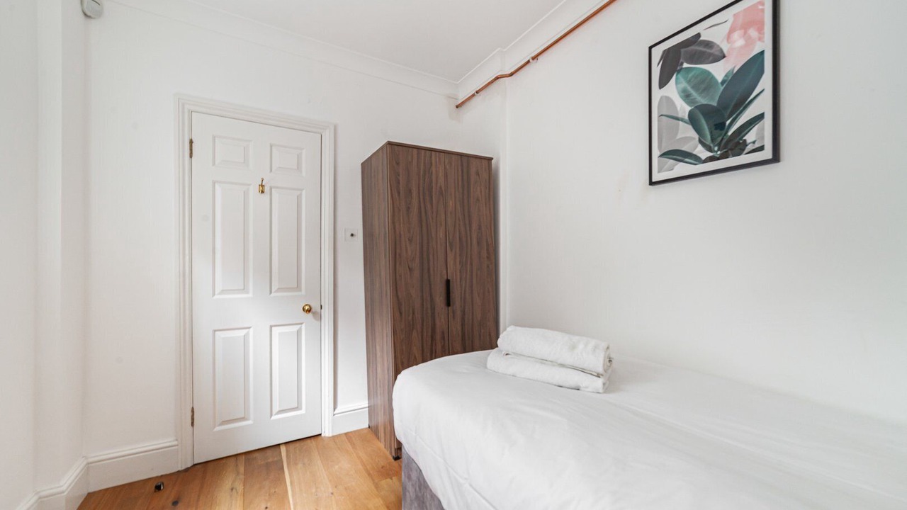 Photo of Bedroom in Campden