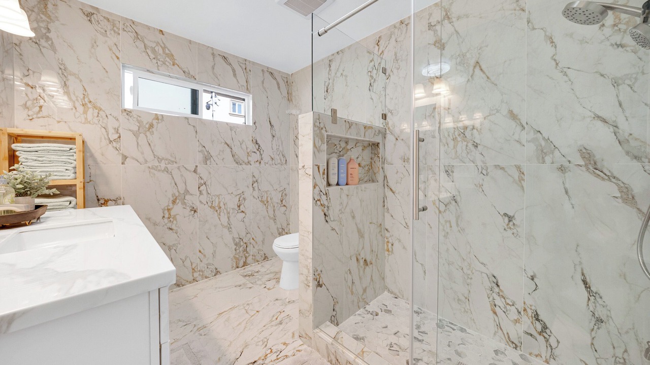 Photo of Bathroom in Midway City