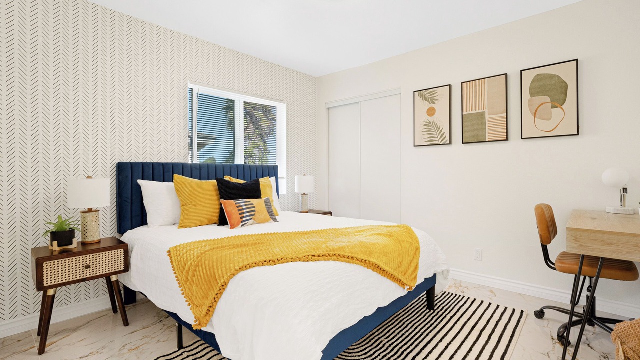 Photo of Bedroom in Midway City