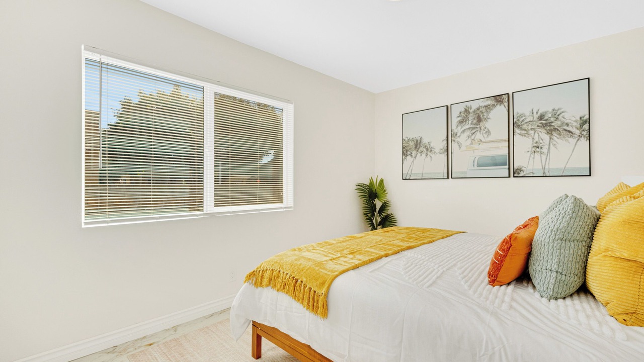 Photo of Bedroom in Midway City