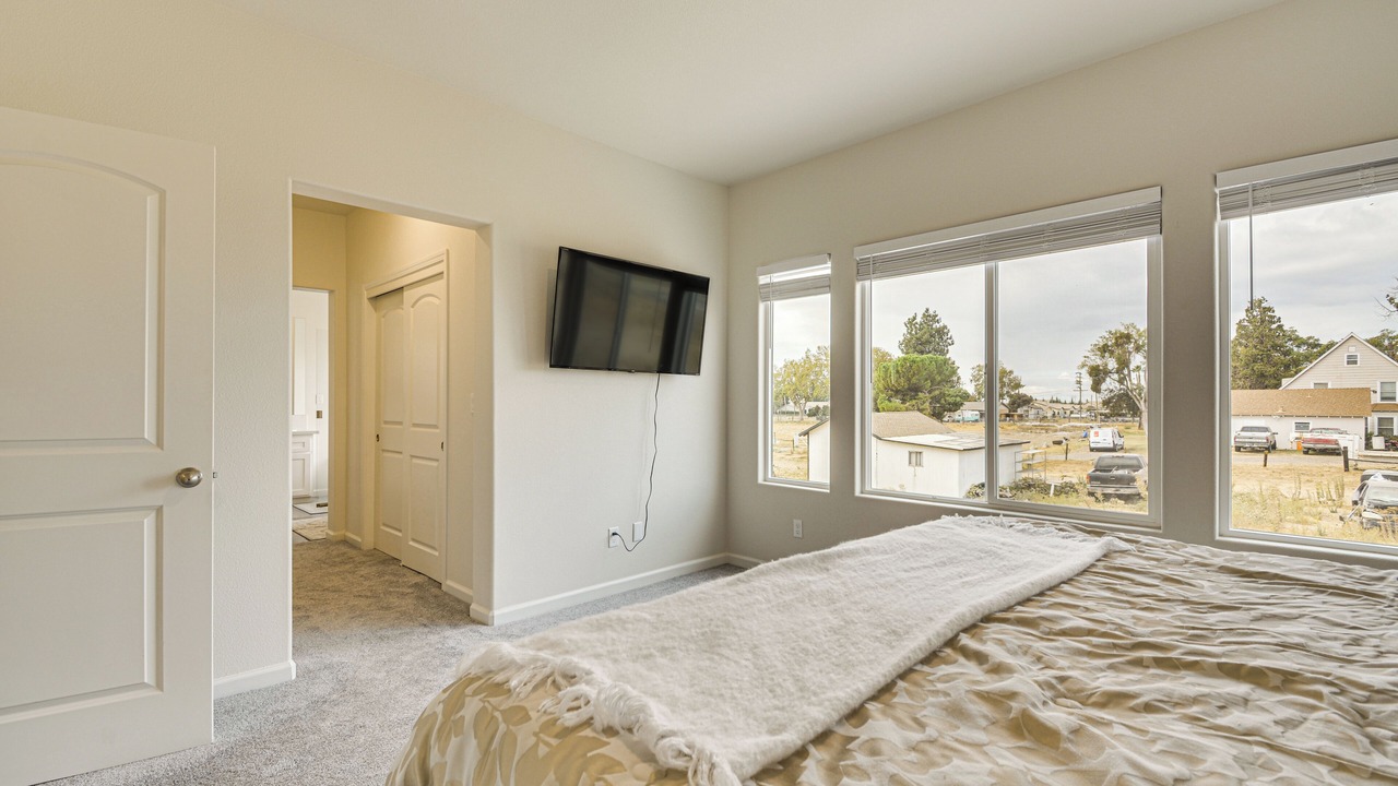 Photo of Bedroom in Chowchilla