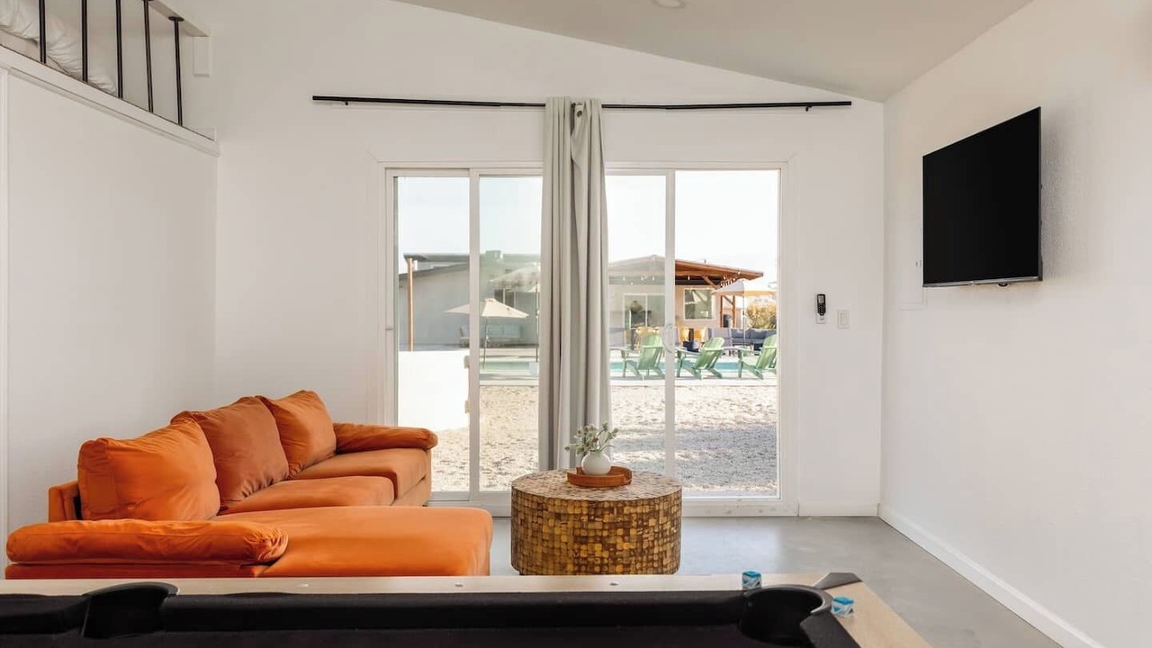 Photo of Livingroom in Morongo Valley