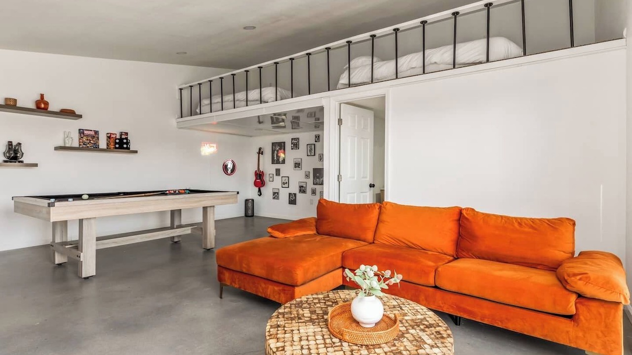 Photo of Livingroom in Morongo Valley
