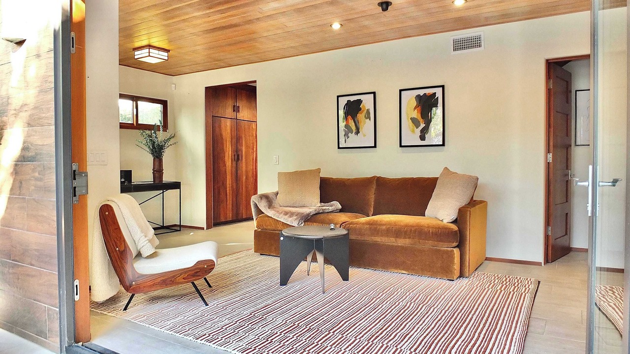 Photo of Bedroom in Peninsula
