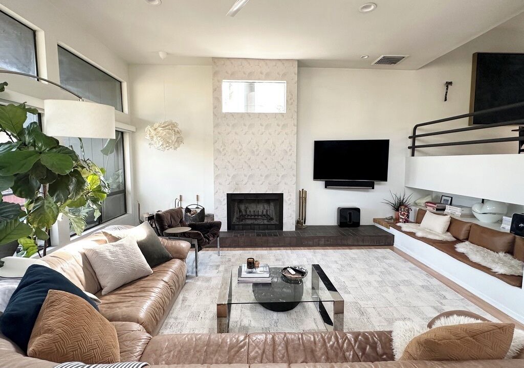 Photo of Livingroom in Eagle Rock
