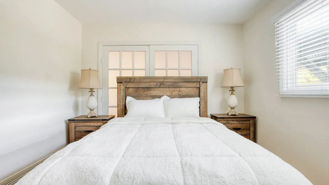 Photo of Bedroom in Orange