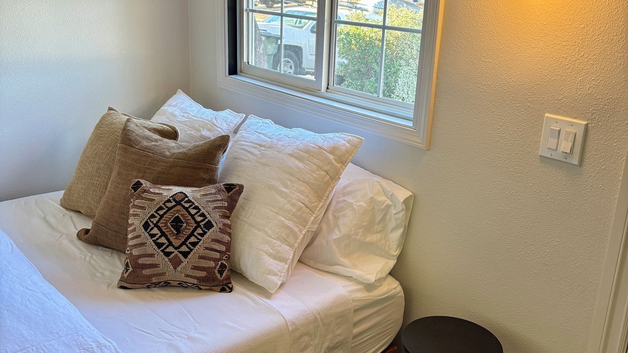 Photo of Bedroom in Thousand Oaks
