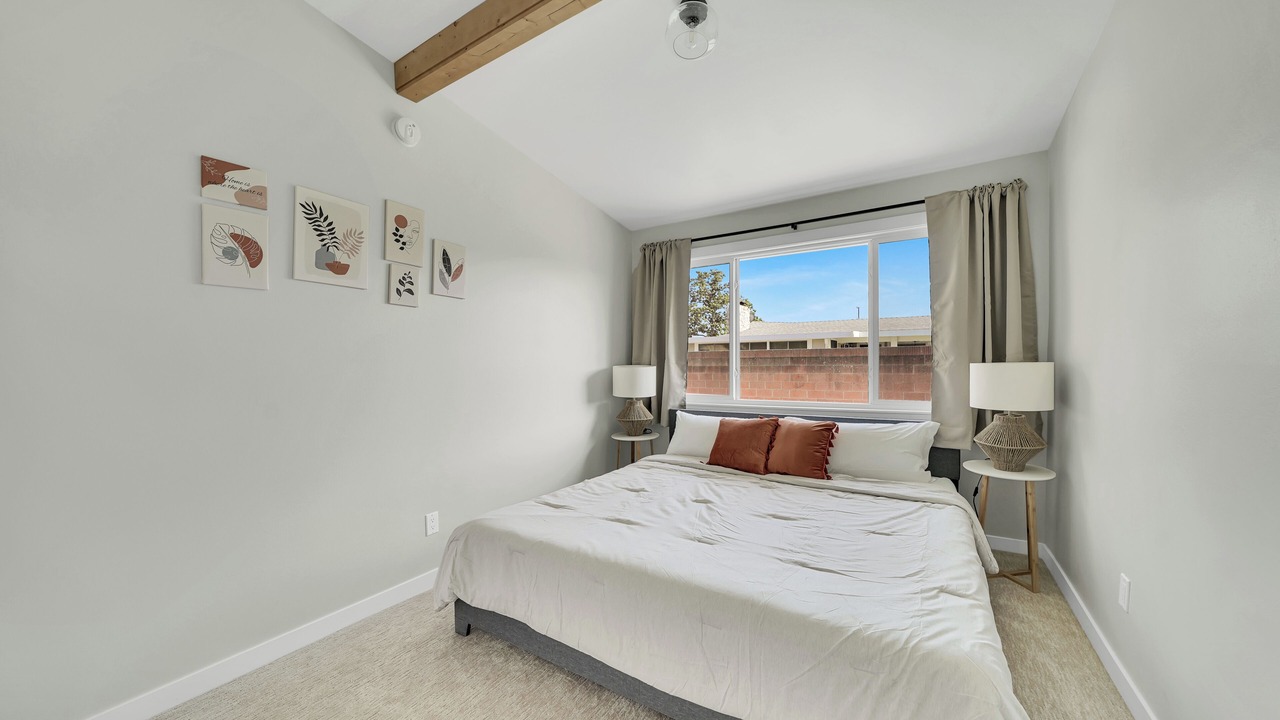 Photo of Bedroom in Northwest Anaheim