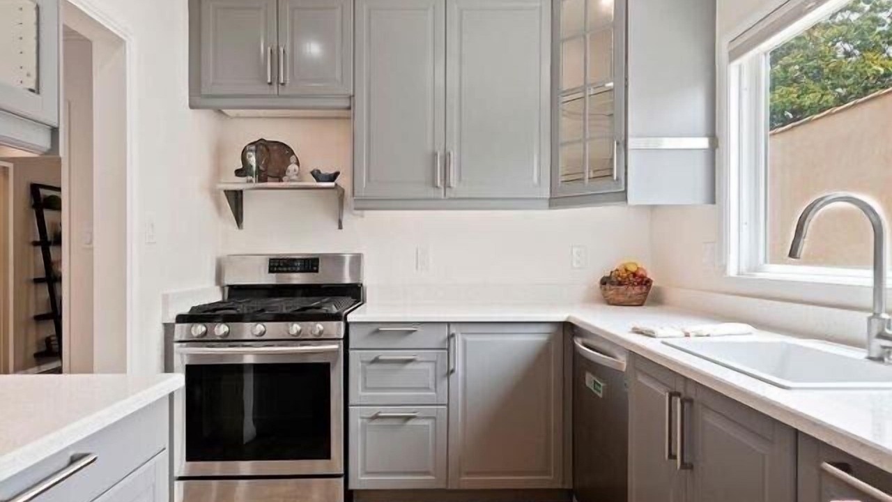 Photo of Kitchen in West Los Angeles