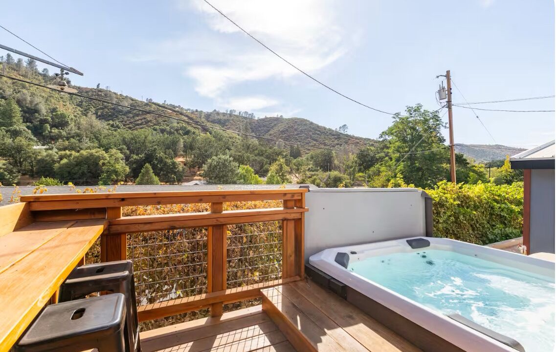 Photo of Outdoor in Mariposa