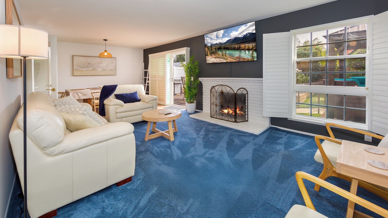 Photo of Livingroom in Ventura
