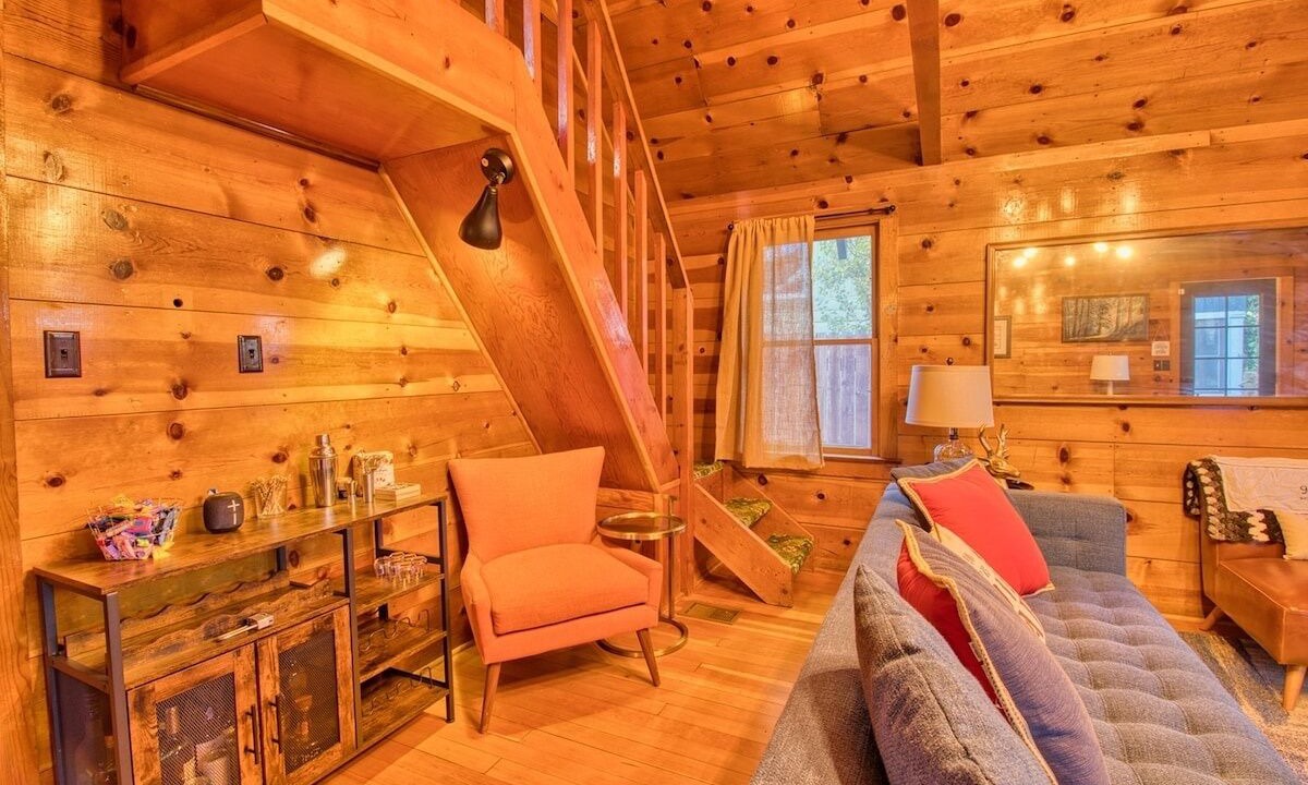 Photo of Livingroom in Wrightwood