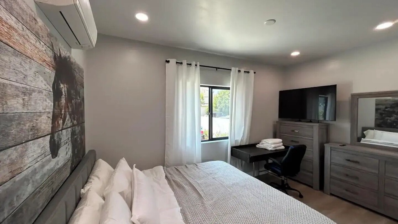 Photo of Bedroom in Westside Costa Mesa