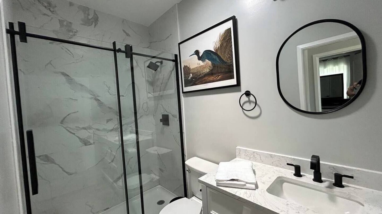 Photo of Bathroom in Westside Costa Mesa