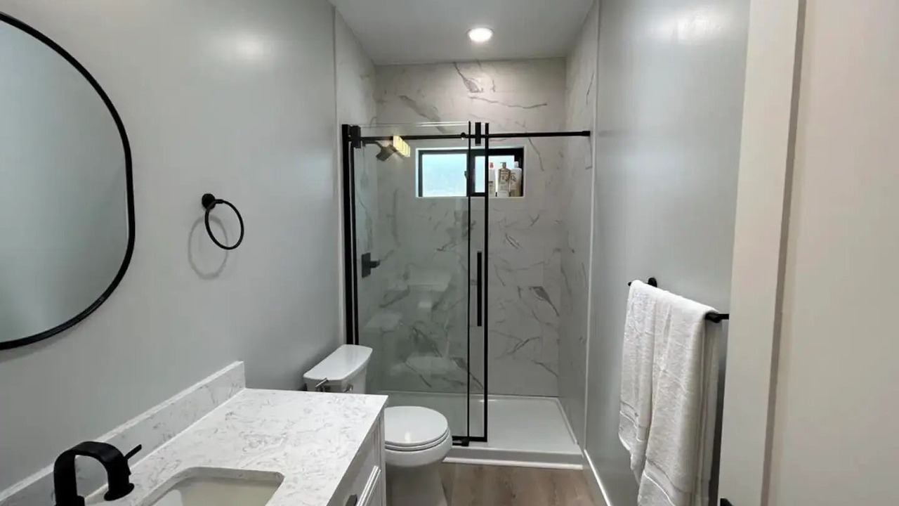 Photo of Bathroom in Westside Costa Mesa
