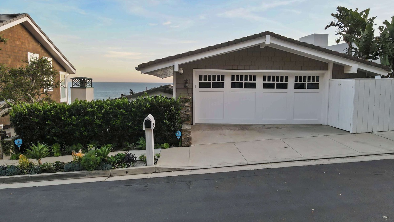 Photo of Others in Western Malibu