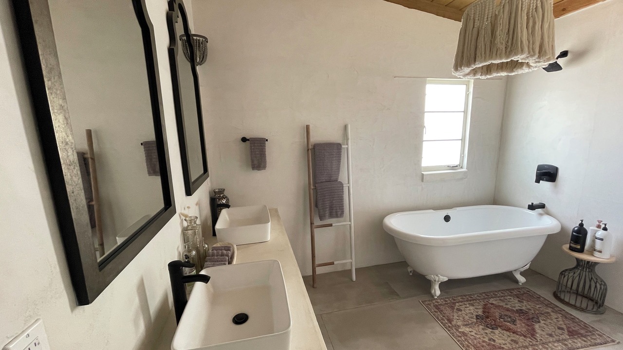 Photo of Bathroom in Wonder Valley
