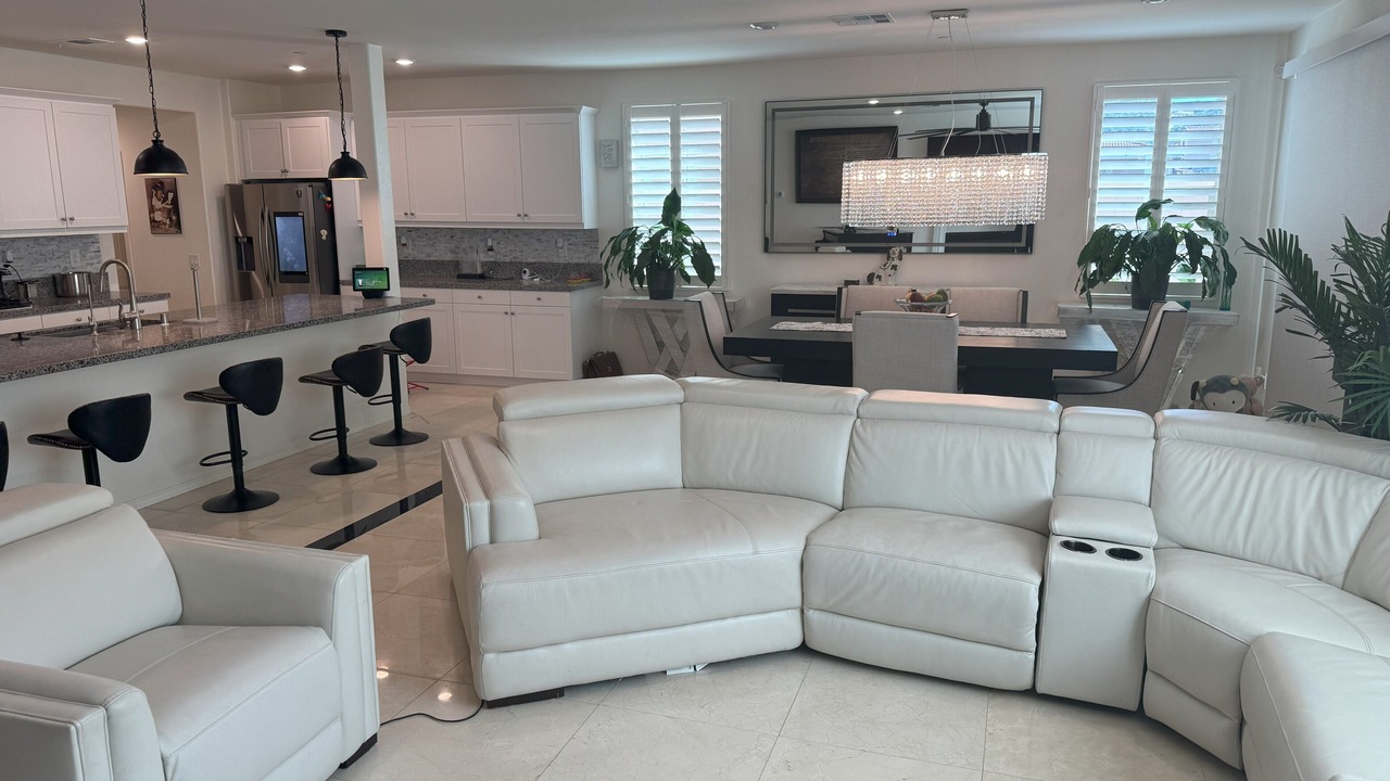 Photo of Livingroom in Sun City
