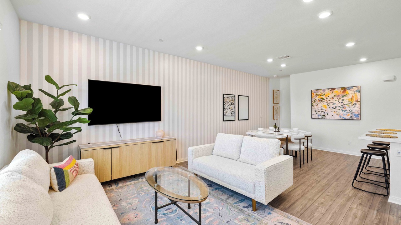 Photo of Livingroom in Ontario