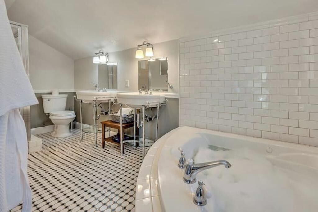 Photo of Bathroom in Calistoga