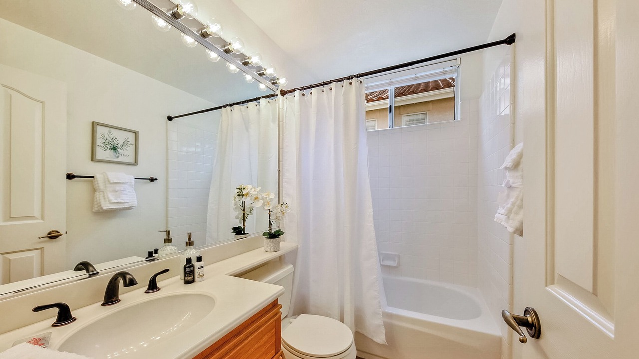 Photo of Bathroom in Orange