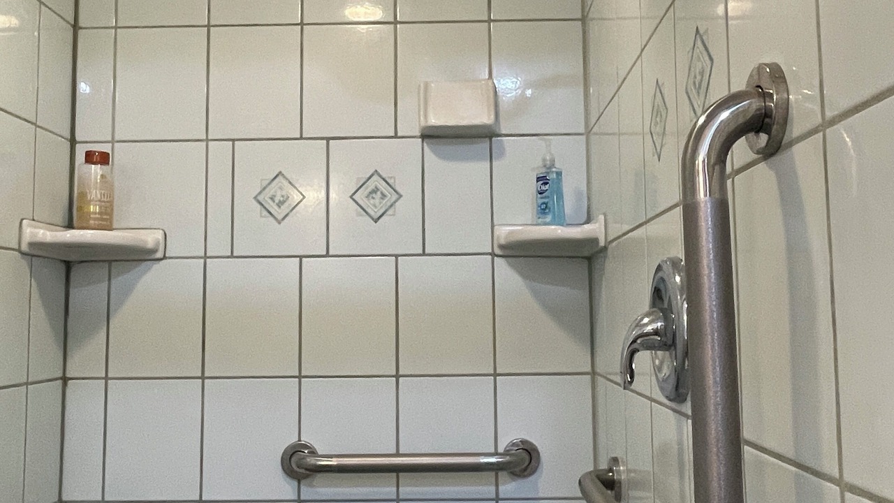 Photo of Bathroom in Moorpark