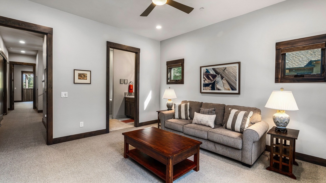 Photo of Livingroom in Ponderosa Palisades