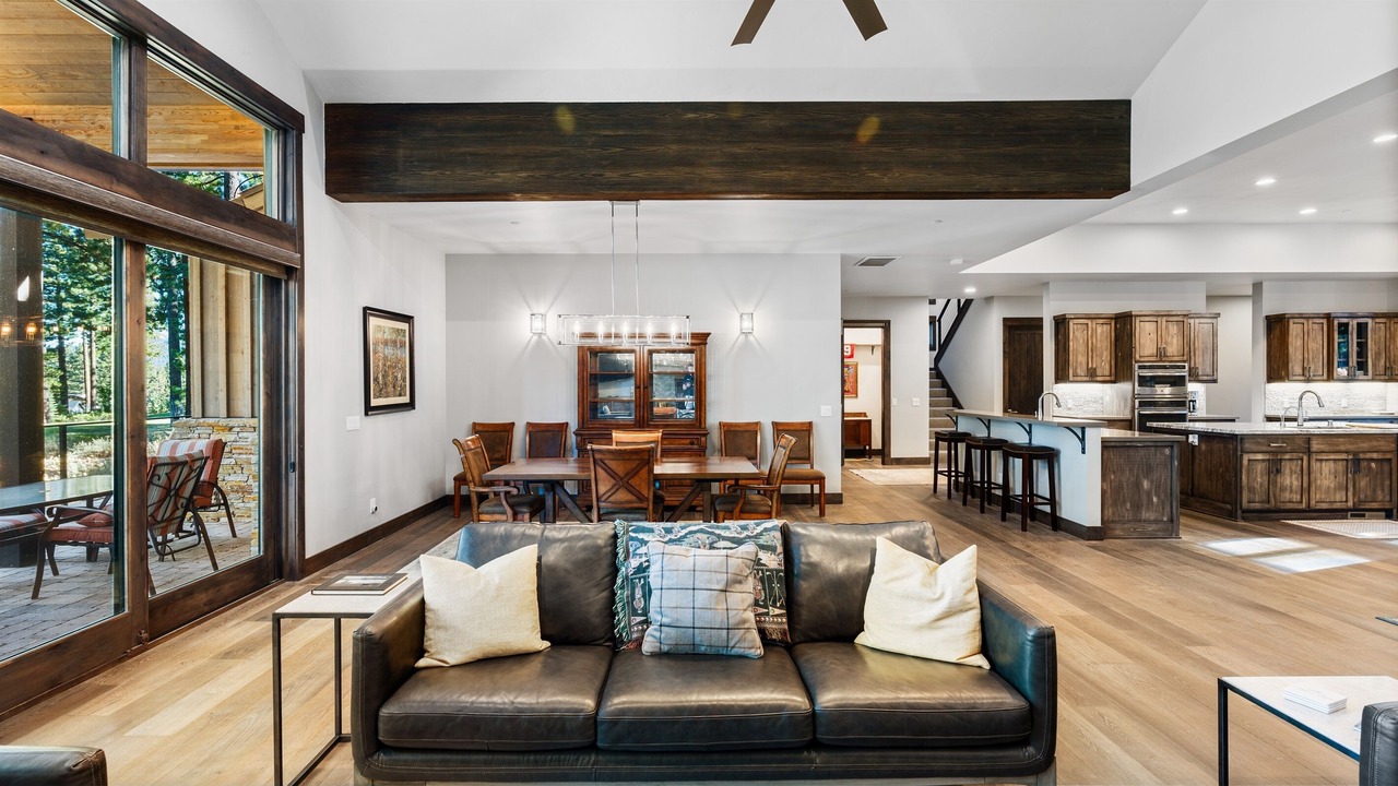 Photo of Livingroom in Ponderosa Palisades