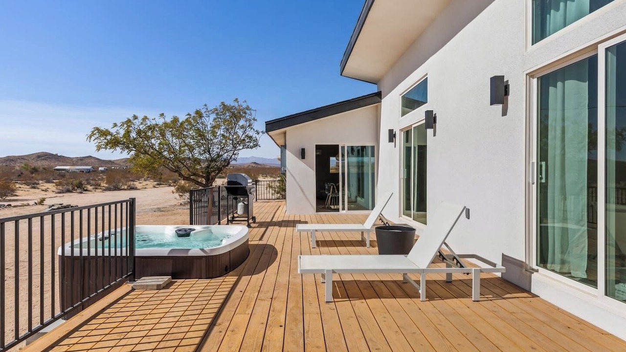 Photo of Patio Balcony in Joshua Tree