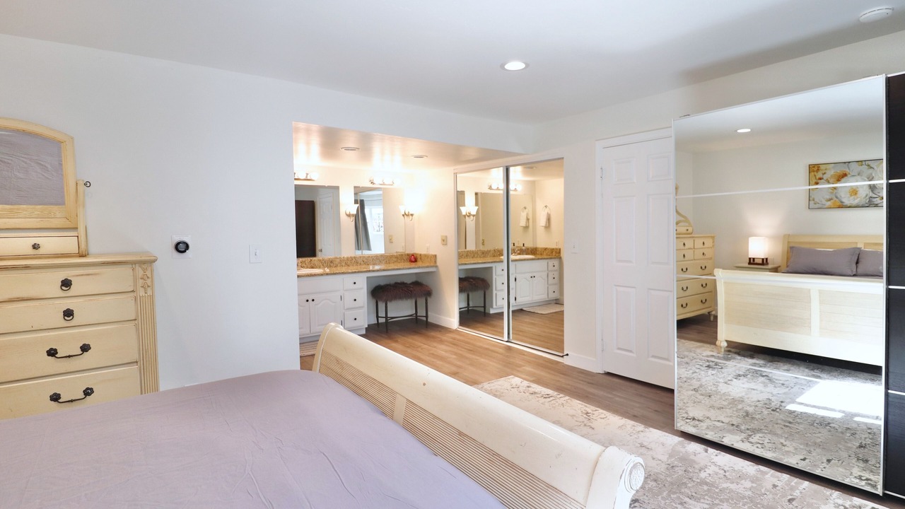 Photo of Bedroom in Boulder Bay