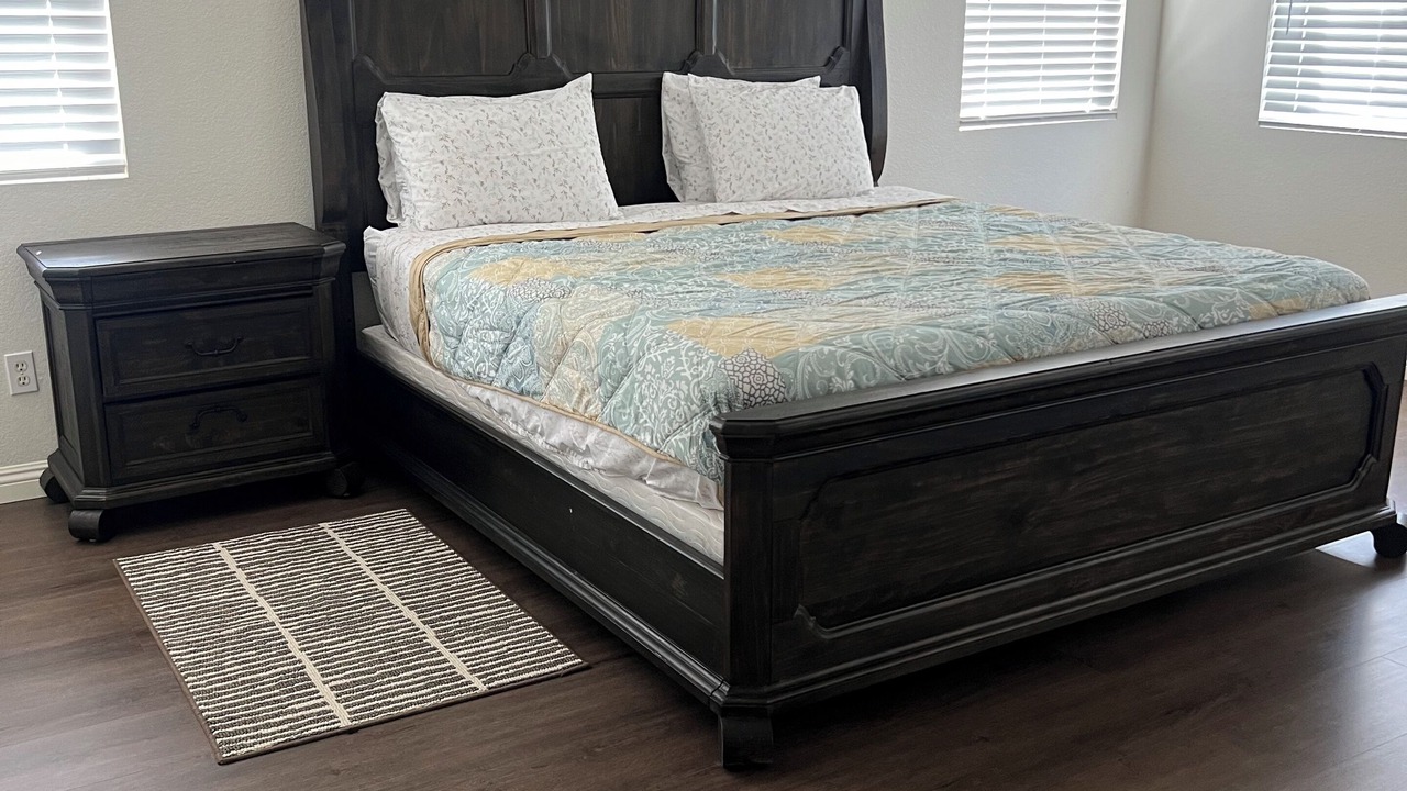 Photo of Bedroom in Lake Elsinore