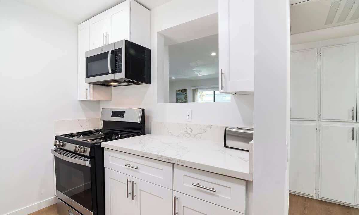 Photo of Kitchen in Van Nuys