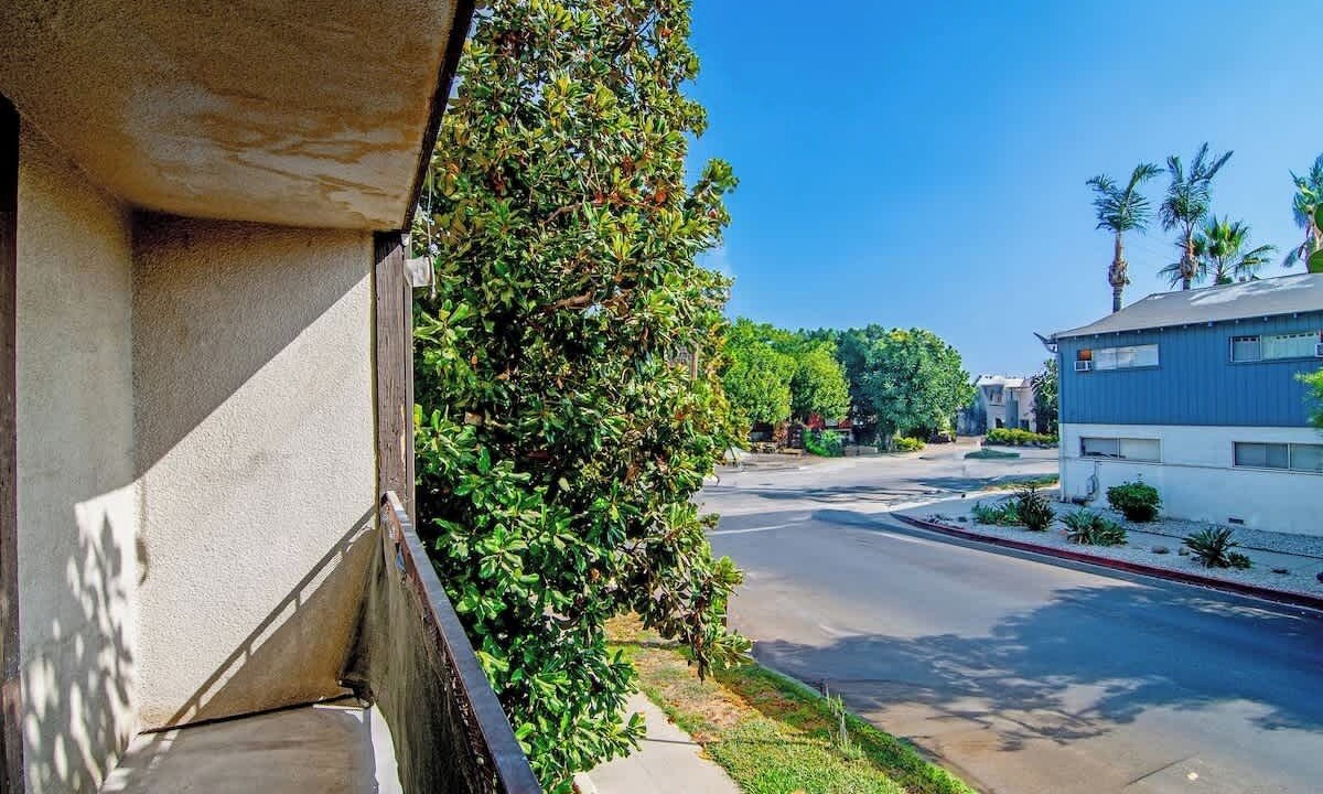 Photo of Outdoor in Van Nuys