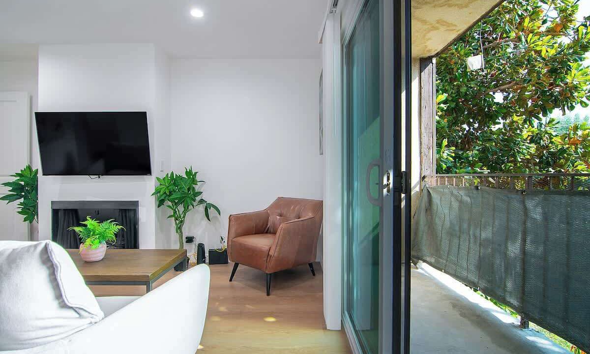 Photo of Patio Balcony in Van Nuys