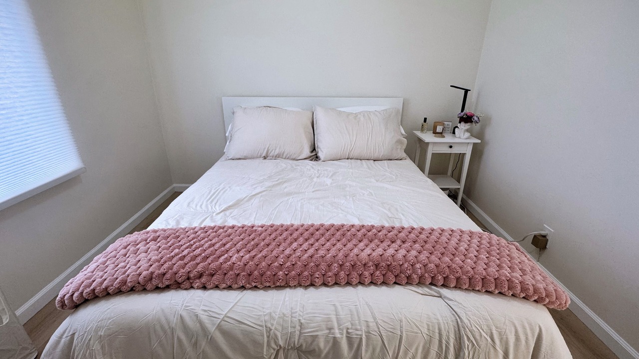 Photo of Bedroom in Del Aire