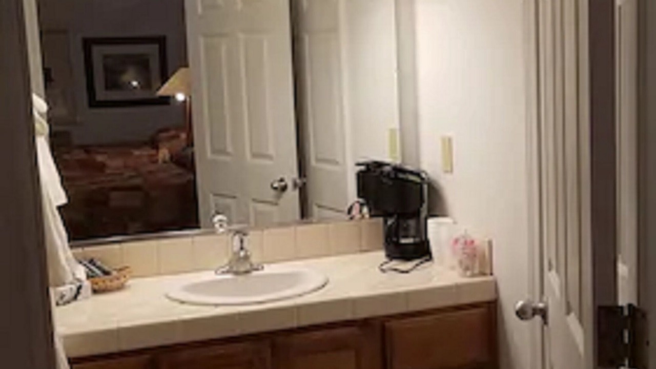 Photo of Bathroom in Incline