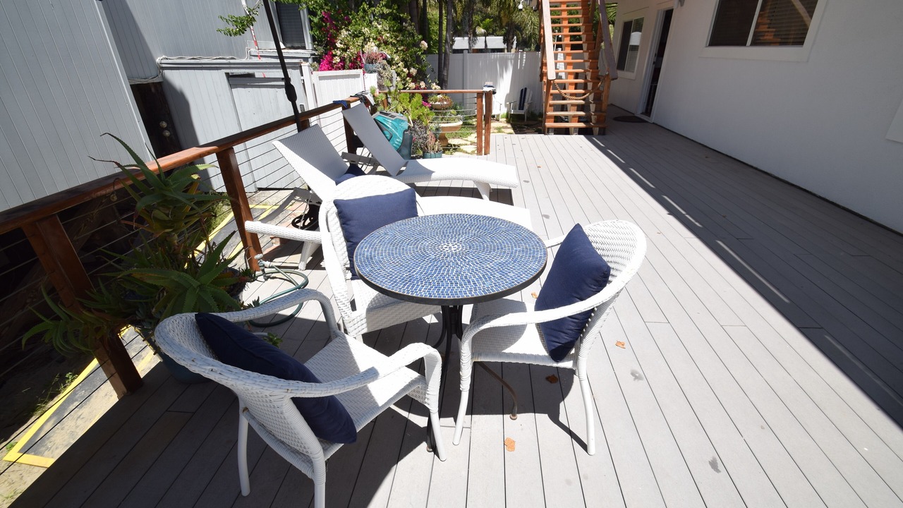 Photo of Patio Balcony in Eastern Malibu