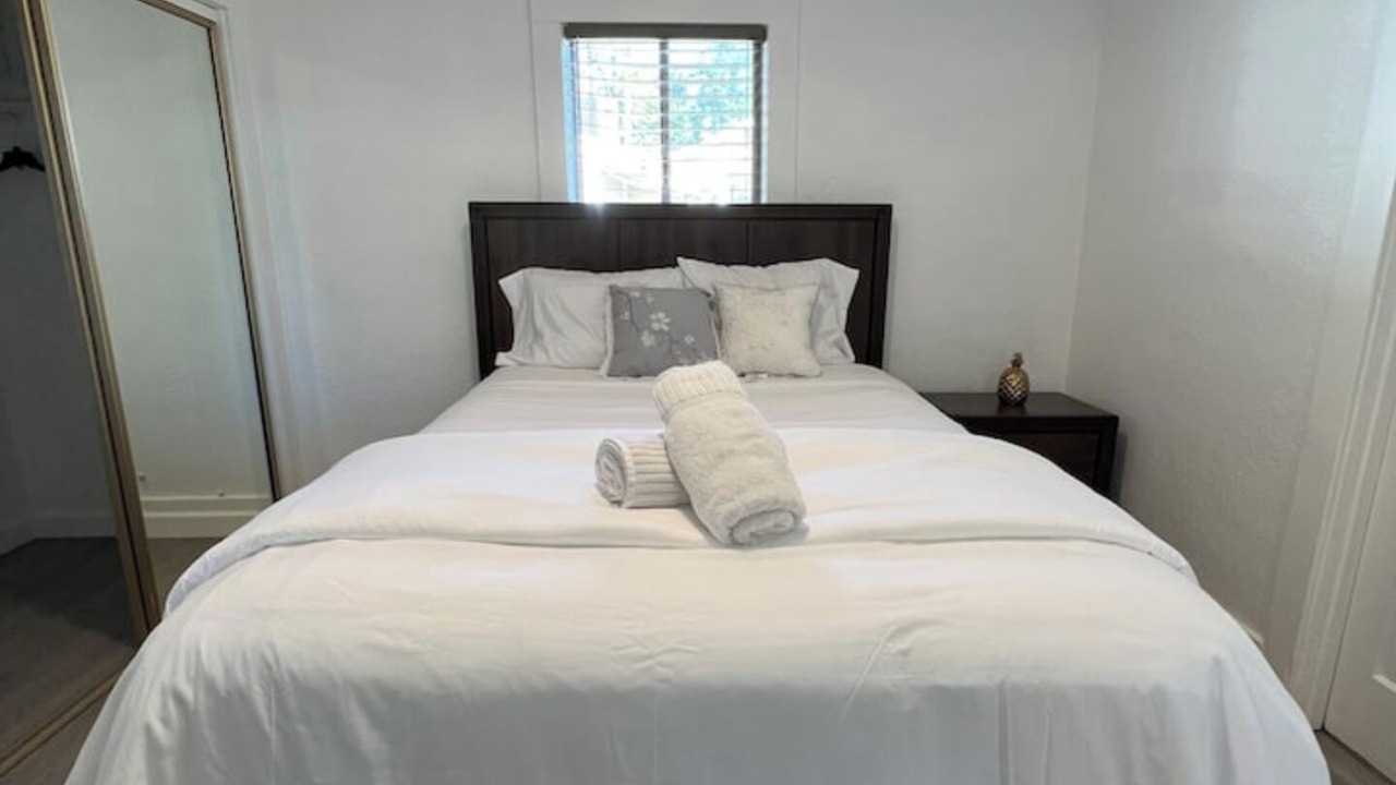Photo of Bedroom in Mid Central