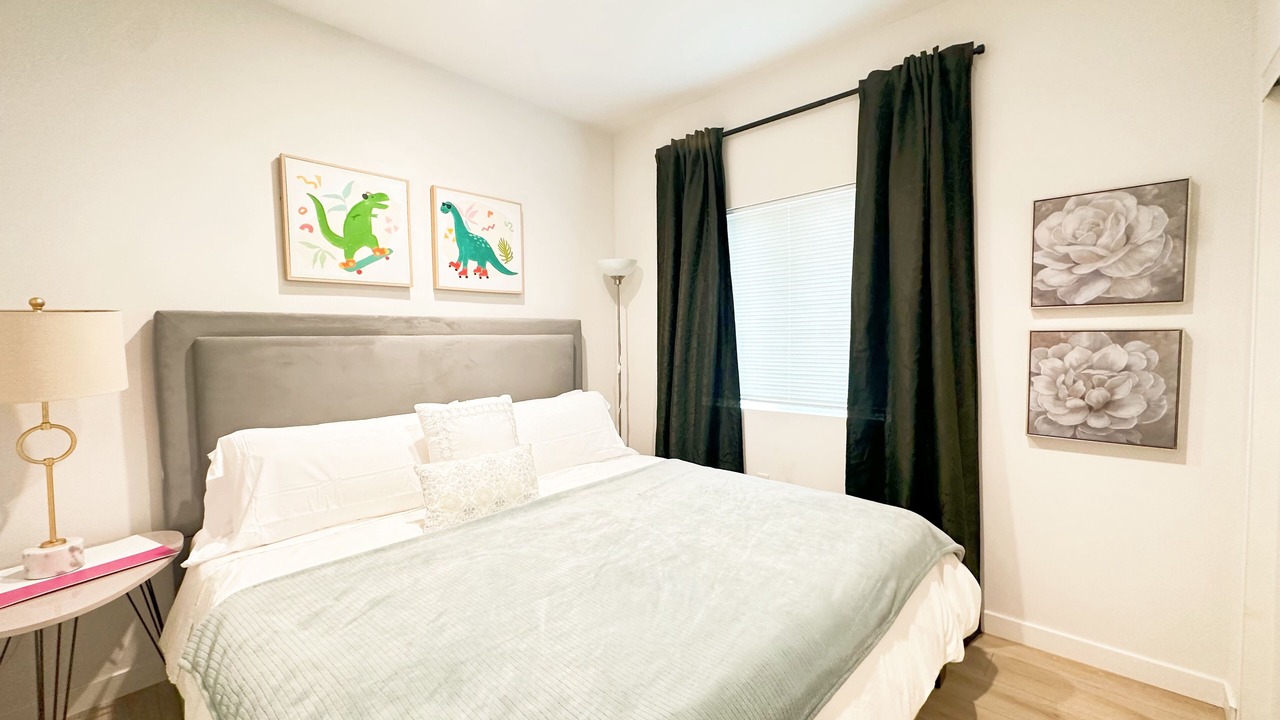 Photo of Bedroom in Westmont