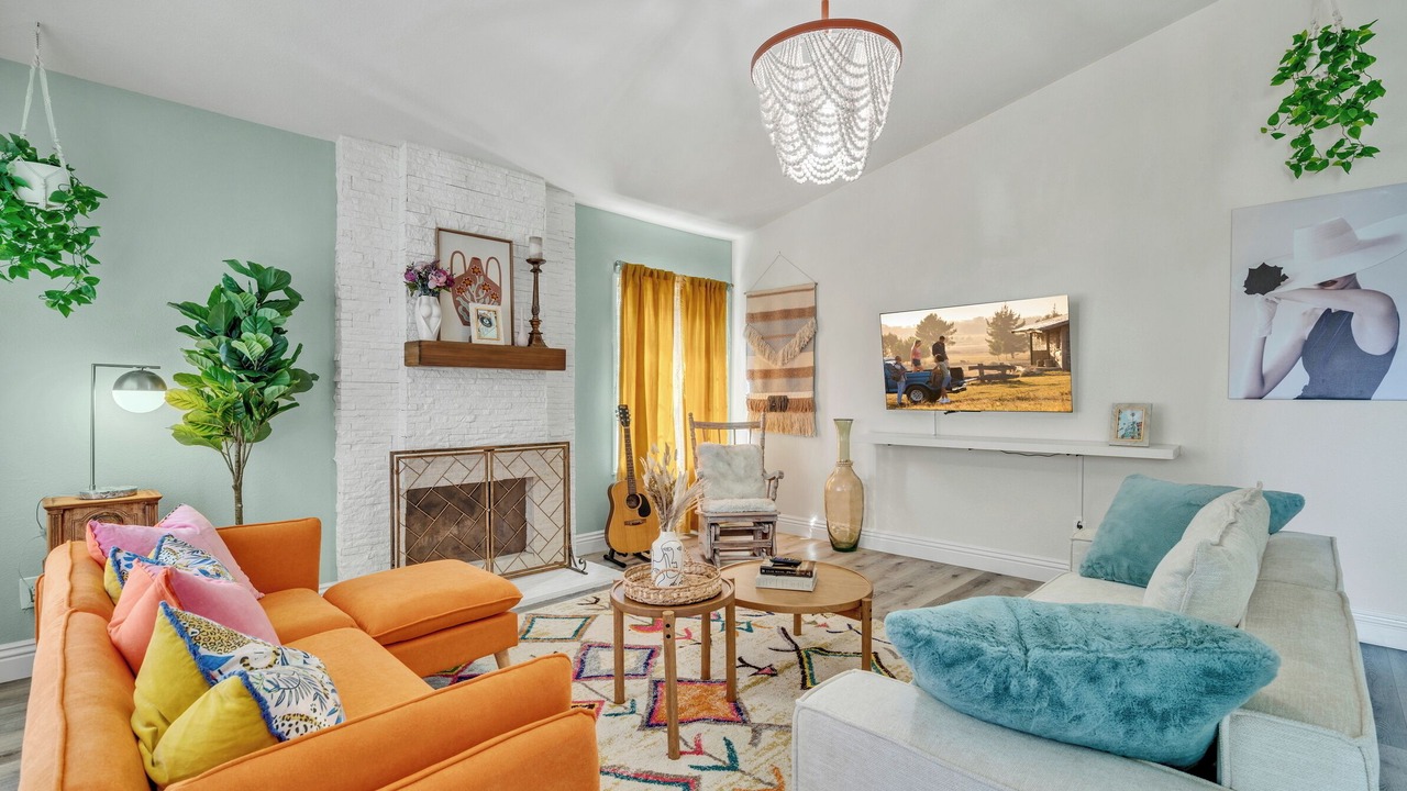 Photo of Livingroom in City of Industry