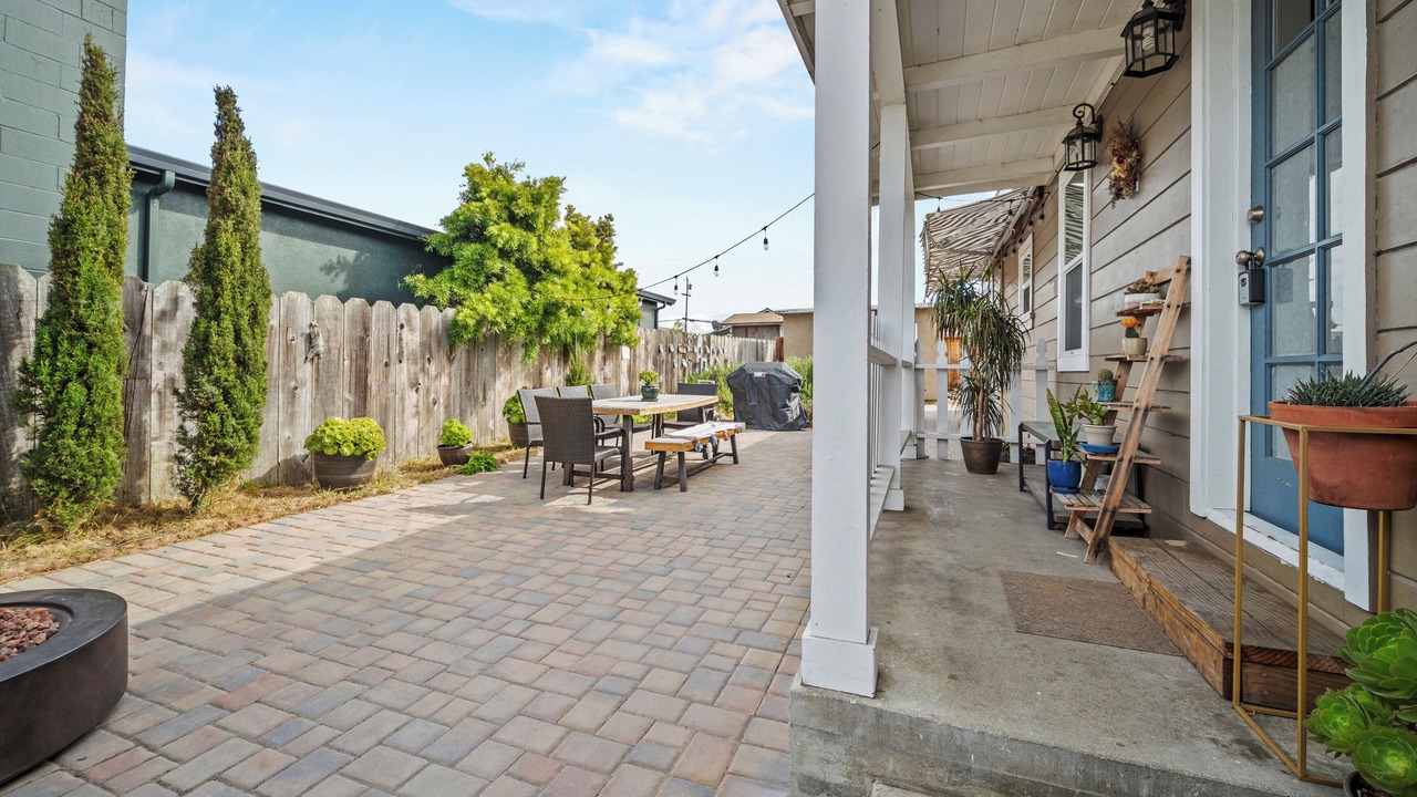 Photo of Patio Balcony in Seaside