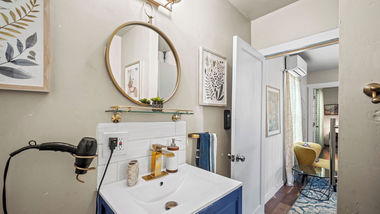 Photo of Bathroom in Seaside