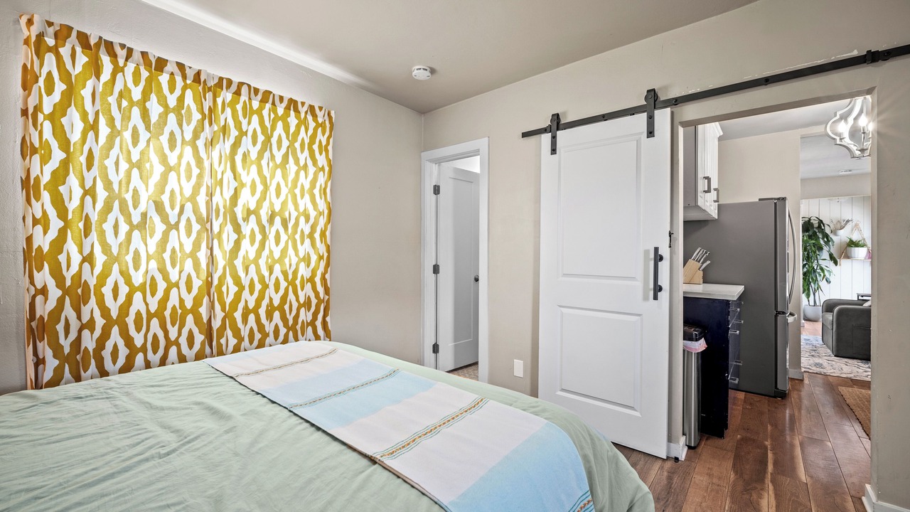 Photo of Bedroom in Seaside