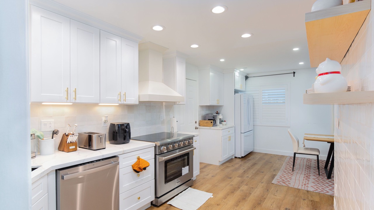 Photo of Kitchen in Midway City