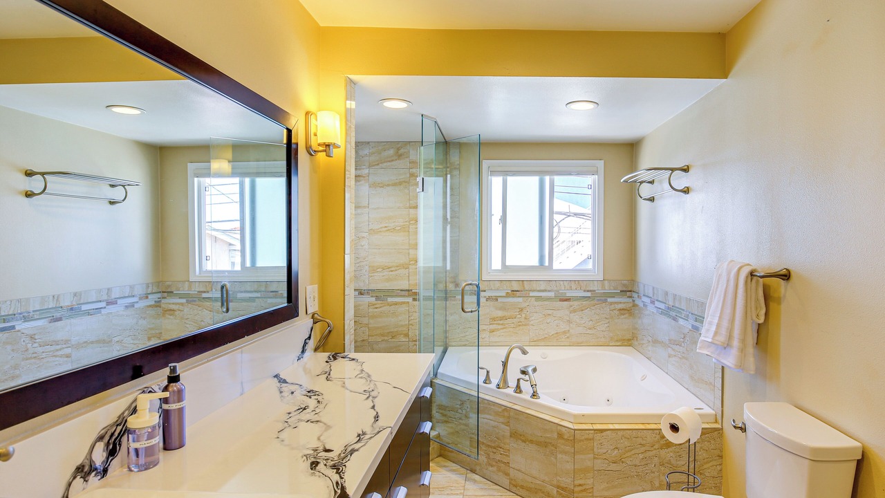 Photo of Bathroom in Belmont Heights