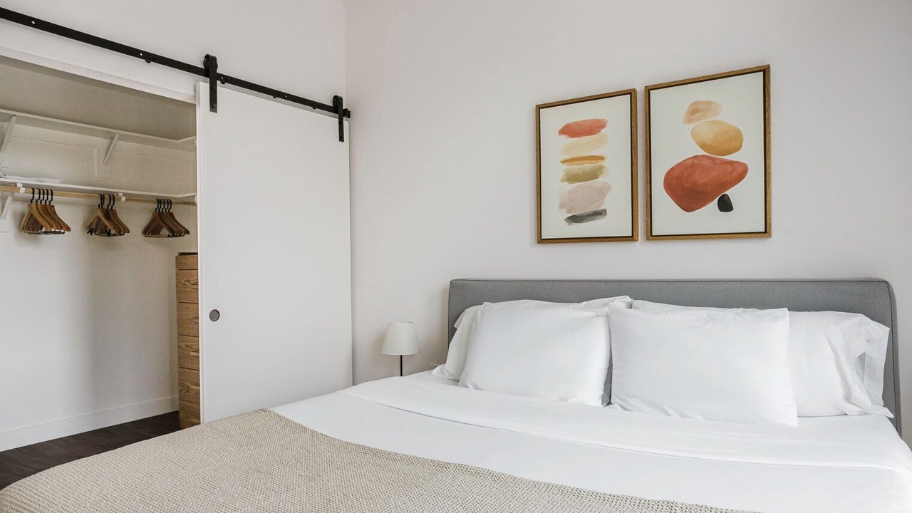 Photo of Bedroom in East Pasadena