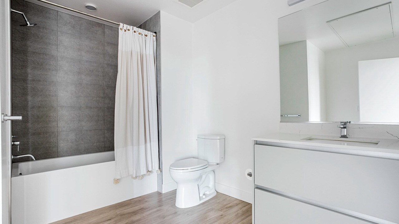 Photo of Bathroom in East Pasadena