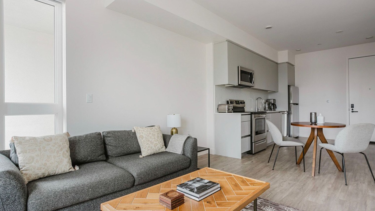 Photo of Livingroom in East Pasadena