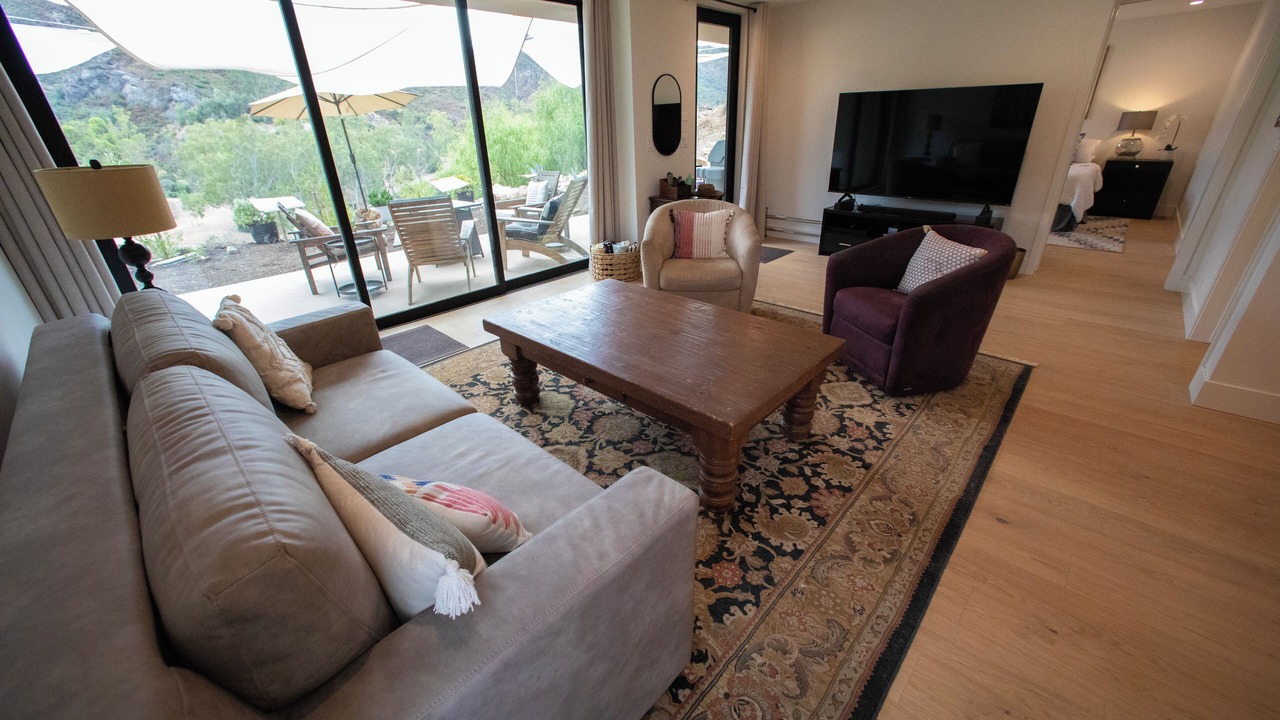 Photo of Livingroom in Agoura Hills
