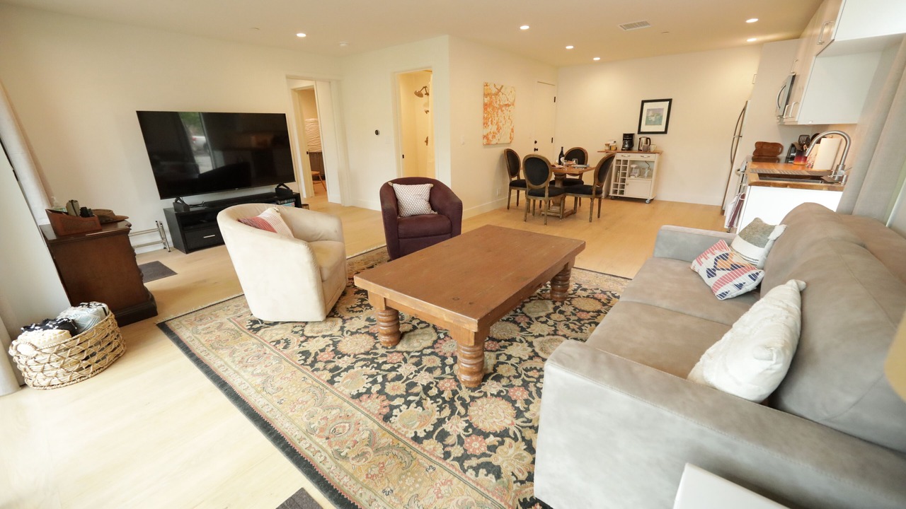 Photo of Livingroom in Agoura Hills